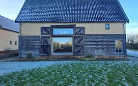 Low Farm Barn, A Family And Dog Friendly Haven